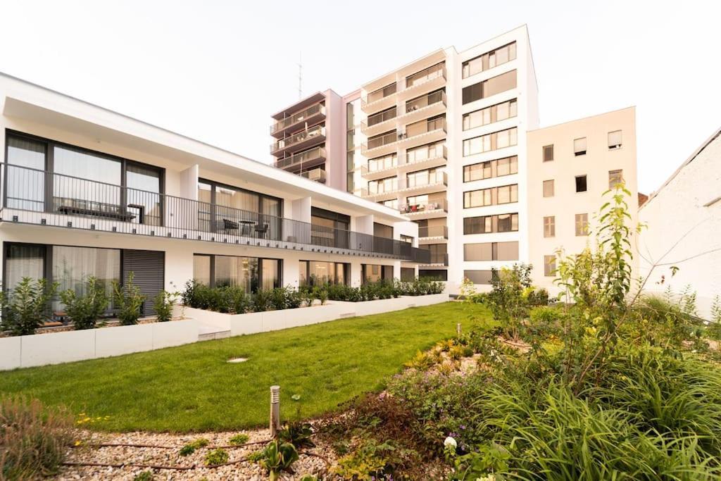 Gold Garden Terrace Apartment Brno Dış mekan fotoğraf